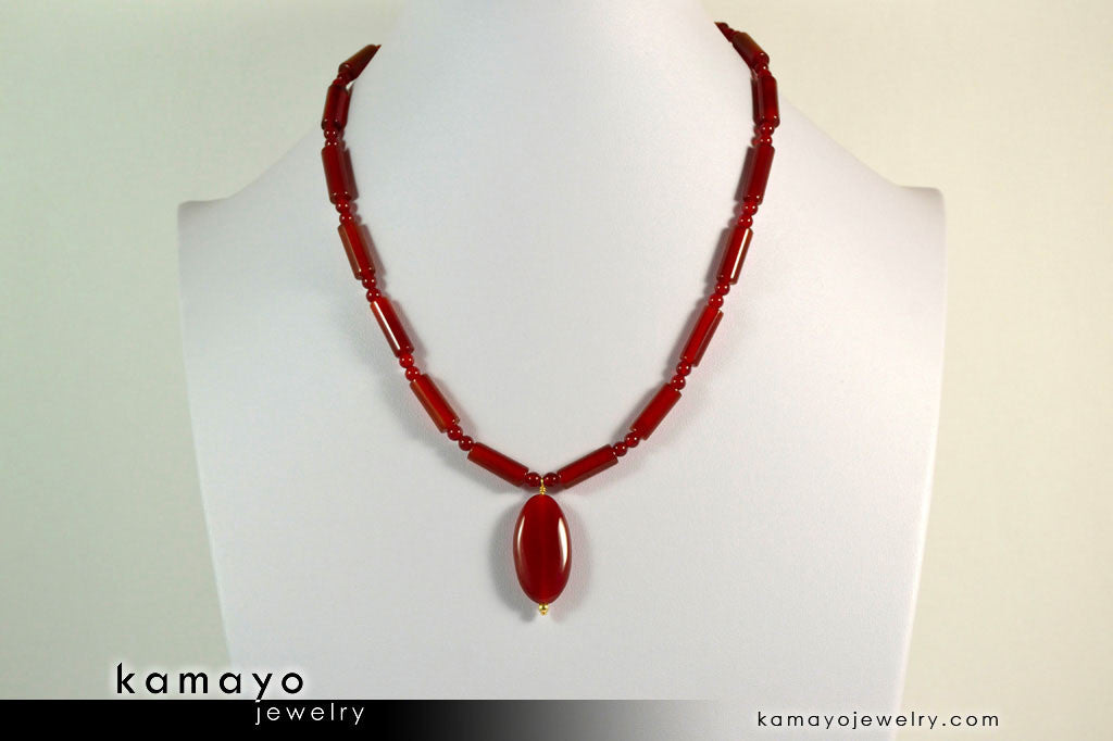 SARD (CARNELIAN) NECKLACE - Oval Pendant and Column Beads