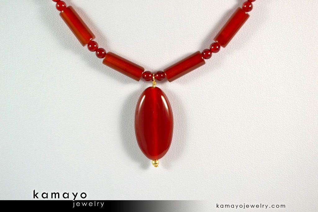SARD (CARNELIAN) NECKLACE - Oval Pendant and Column Beads