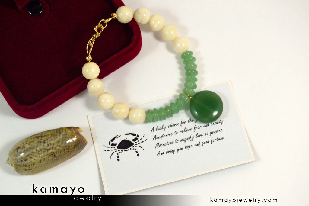 CANCER BRACELET - Green Aventurine Pendant and Moonstone Beads