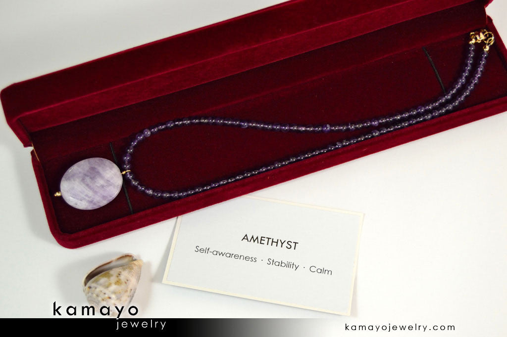 LAVENDER AMETHYST NECKLACE - Faceted Oval Pendant and Round Beads