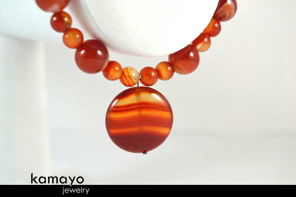 RED AGATE BRACELET - Coin Pendant