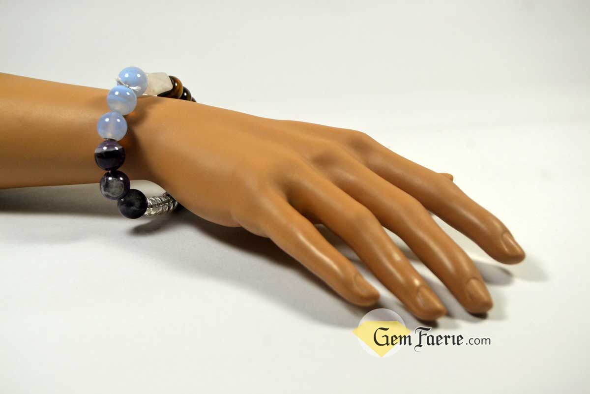 CHAKRA BRACELET - Black Onyx, Carnelian, Tiger Eye, Rose Quartz, Blue Chalcedony, Amethyst & Clear Quartz