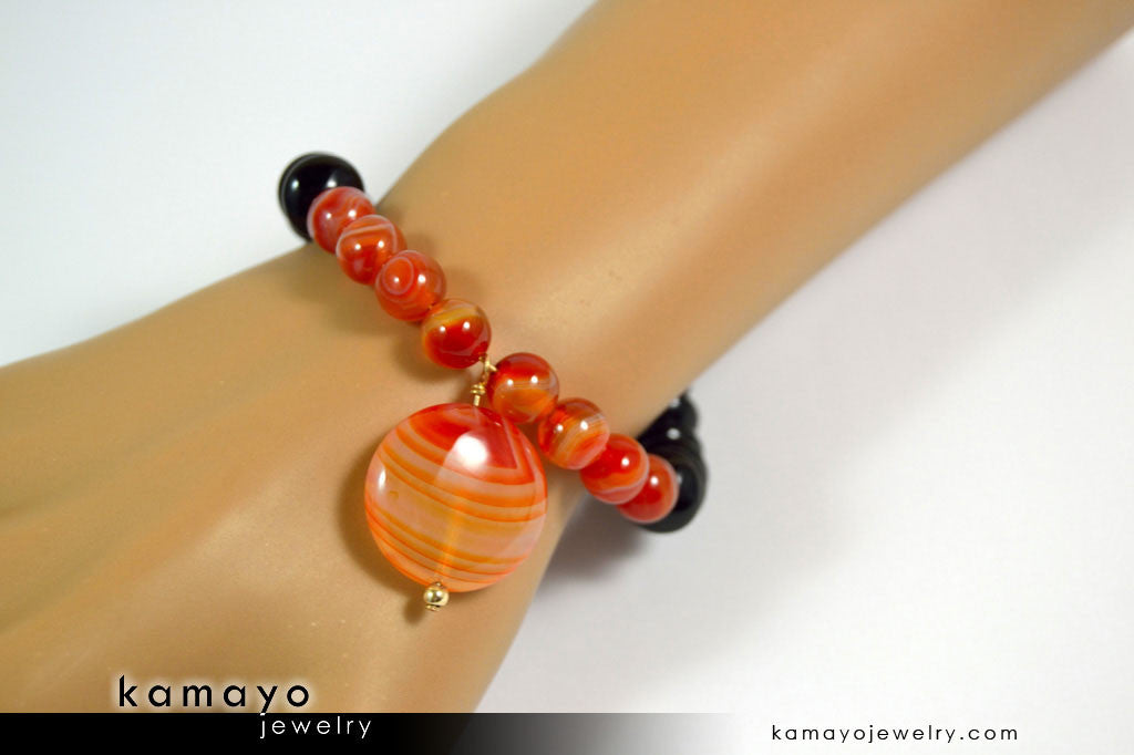 LEO BRACELET - Coin Sardonyx Pendant and Black Onyx Beads