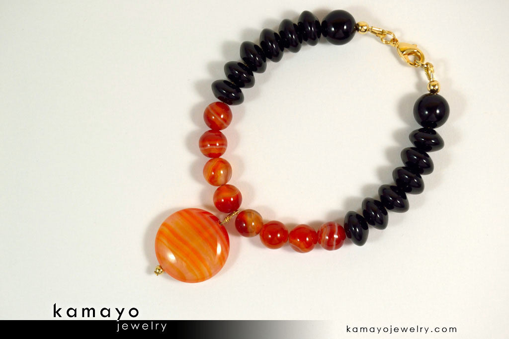 LEO BRACELET - Coin Sardonyx Pendant and Black Onyx Beads