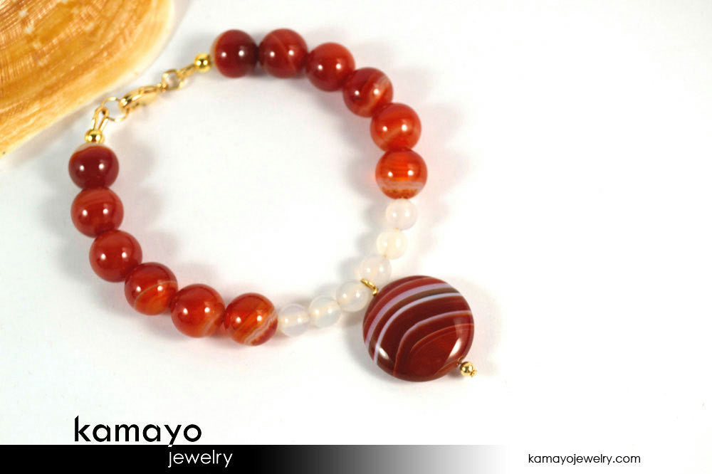 SARDONYX BRACELET - Coin Red Sardonyx Pendant with White Onyx Beads